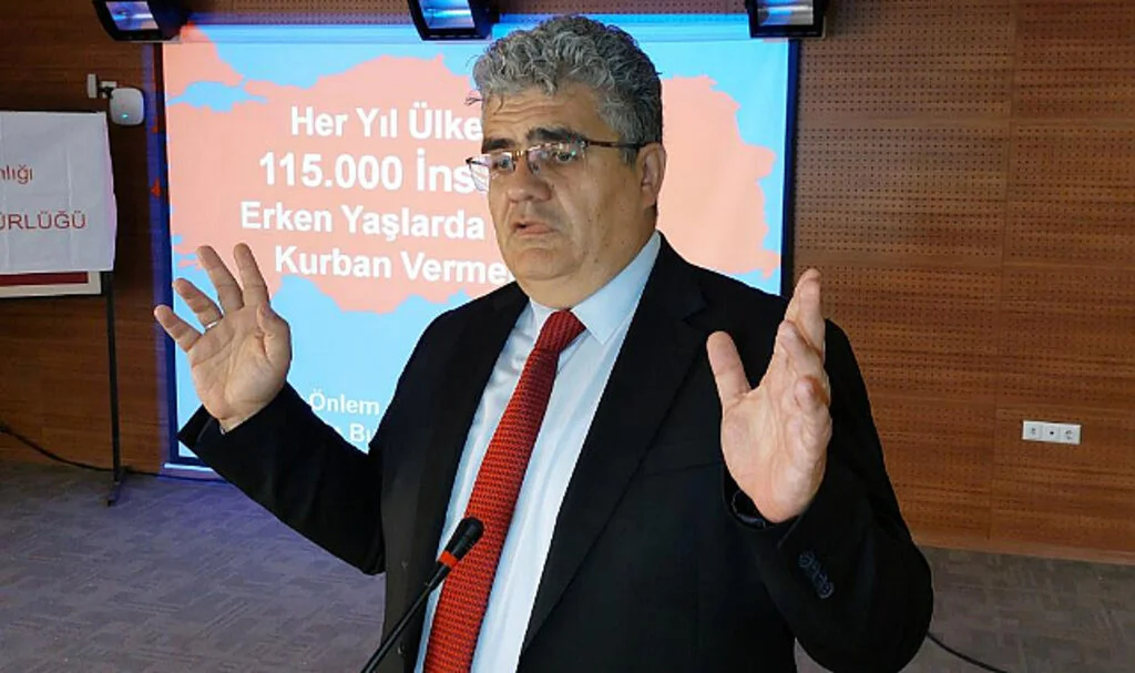 Samsun'da Sigara İçen Kamu Çalışanlarına "Özgür Nefes Projesi" Semineri