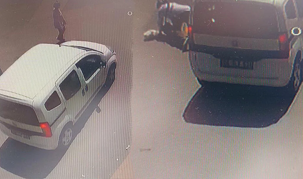 Samsun'da Yolun Karşısına Geçmeye Çalışan Kadına Araç Çarptı