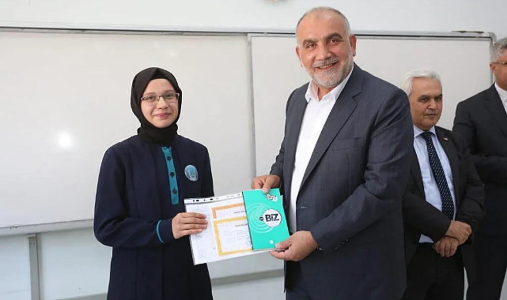 Sandıkçı: "Öğrencilerimizin Yaz Tatilini Fırsata Çevireceğine İnanıyorum”