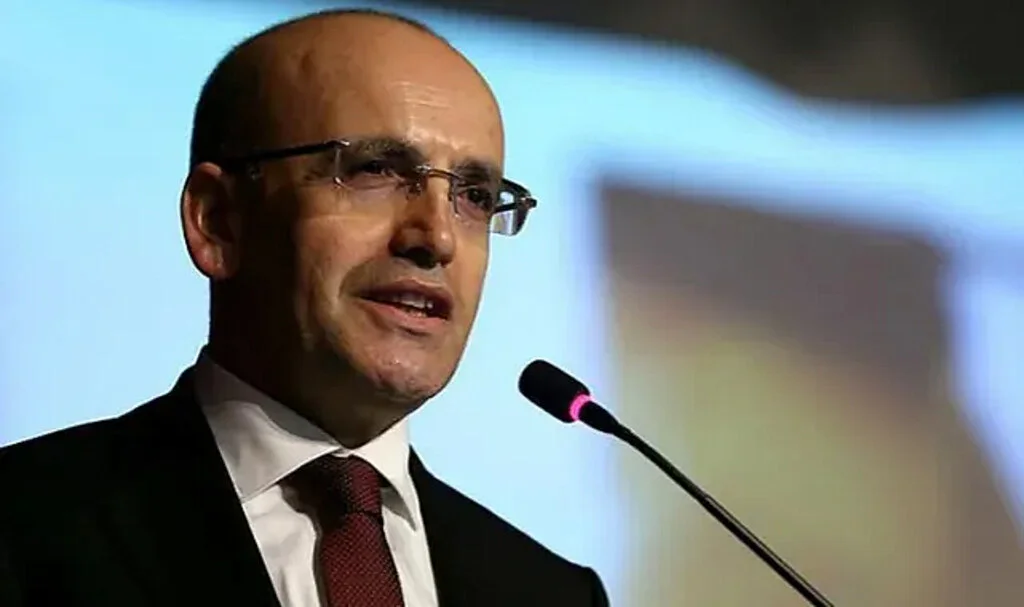 Şimşek'ten, Kara Parayla Mücadelede Kararlılık Vurgusu: En Kısa Sürede Türkiye'nin Gri Listeden Çıkarılması Sağlanacak