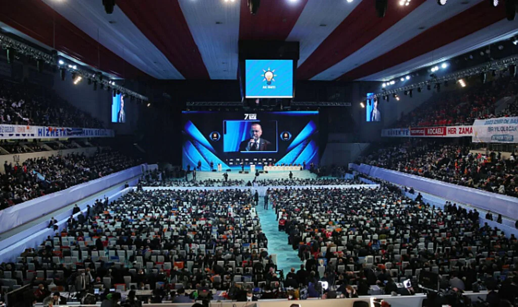 SON DAKİKA | AK Parti'nin Kongresi Ne Zaman? Erkan Kandemir Canlı Yayında Tarihi Açıkladı