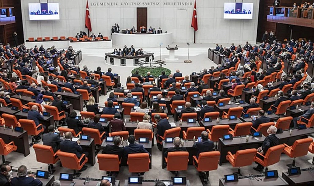 TBMM'de 28. Dönem Milletvekilleri Bugün Yemin Edecek! Birleşimi Bahçeli Yönetecek