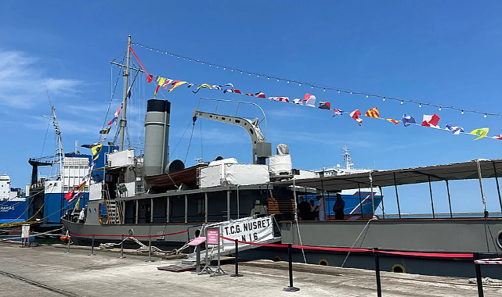 TCG Nusret N-16 Müze Gemisi Samsun'da Ziyarete Açıldı