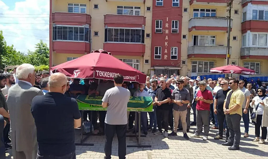 Tekkeköy'ün Sevilen Ağabeyine Son Görev