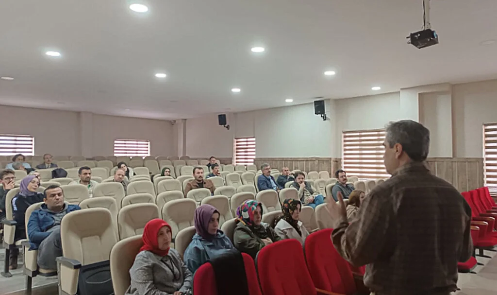 Terme'de Milli Eğitim Personeline İş Sağlığı ve Güvenliği Eğitimi Verildi