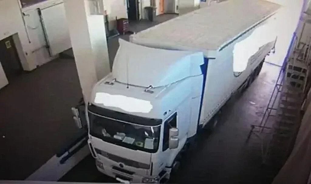 TIR Dorsesinden Terörist Çıktı