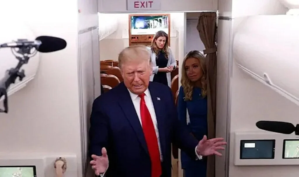Trump’ın Başı Yine Belada: Gizli Saldırı Planlarını Paylaşmış