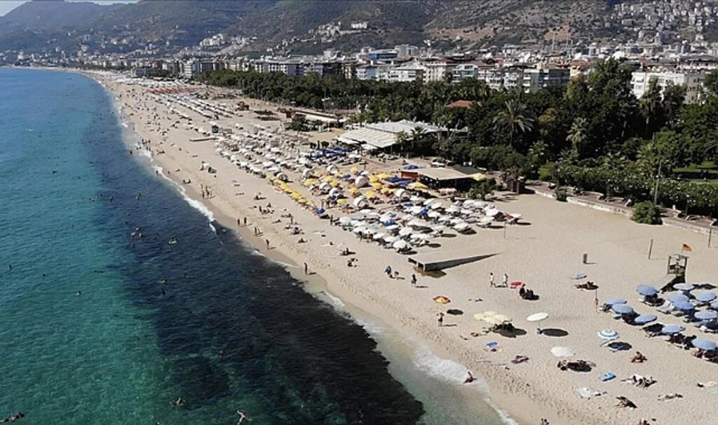 Turist Sayısı Beklentileri Aştı