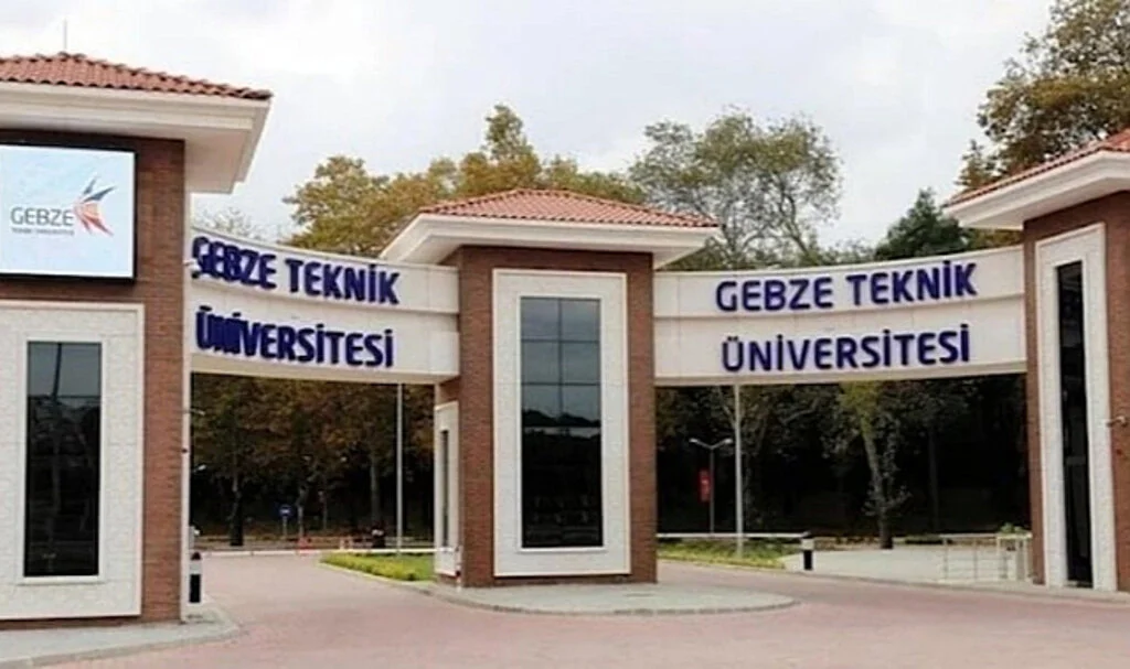 Üniversitede Haremlik-Selamlık Piknik