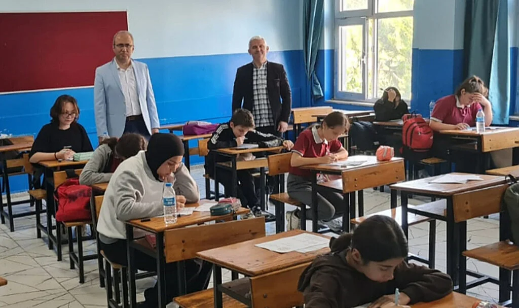 "Yakakent Kitap Okuyor Projesi"nin Sınavı Yapıldı