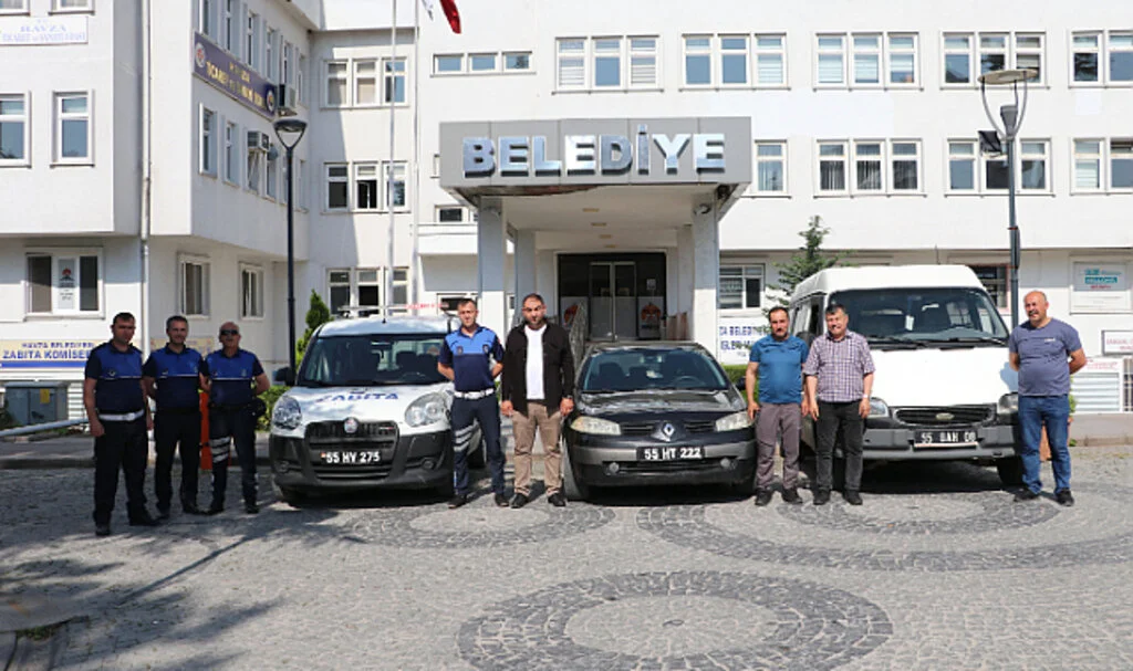 YKS timi öğrencileri sınava taşıdı 