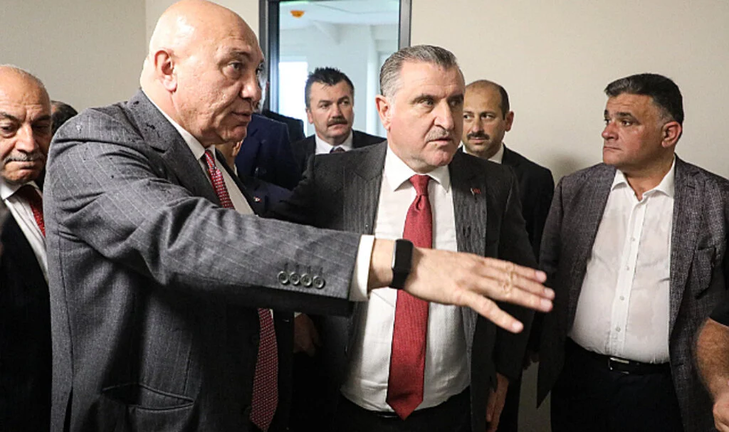 Yüksel Yıldırım İstanbul’a döndü