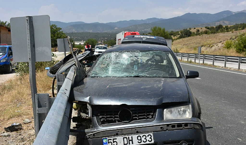 14 Yaşındaki Ecrin Kaza Kurbanı 