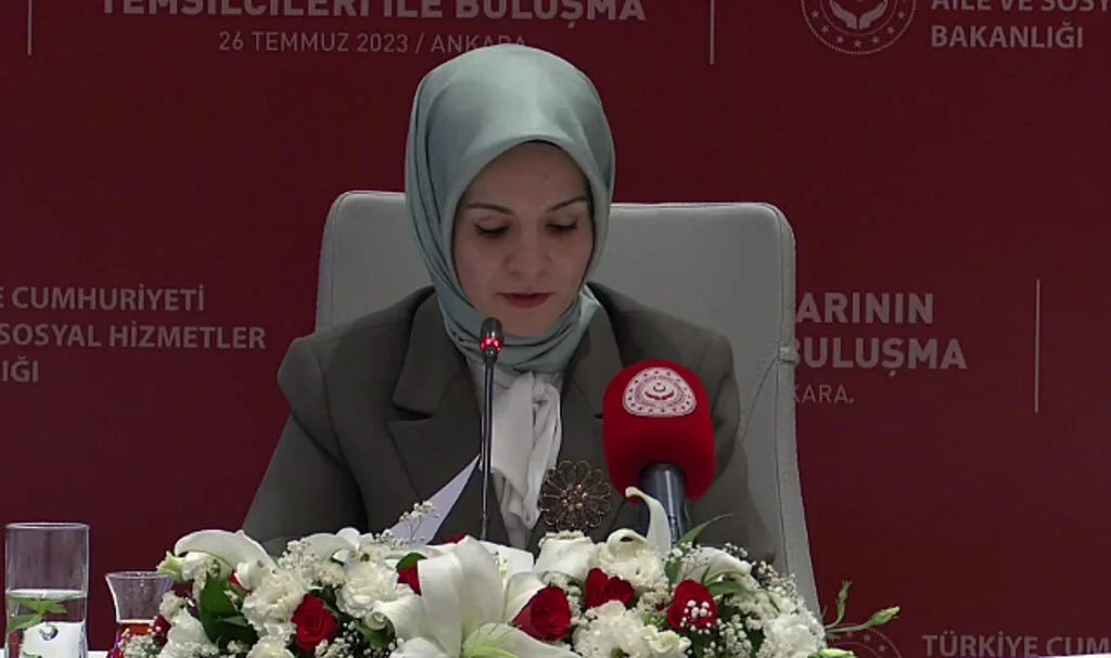 6284'e Sahip Çıkan Aile Bakanı Göktaş: "Süresiz Nafaka Bence Adil Bir Durum Değil"