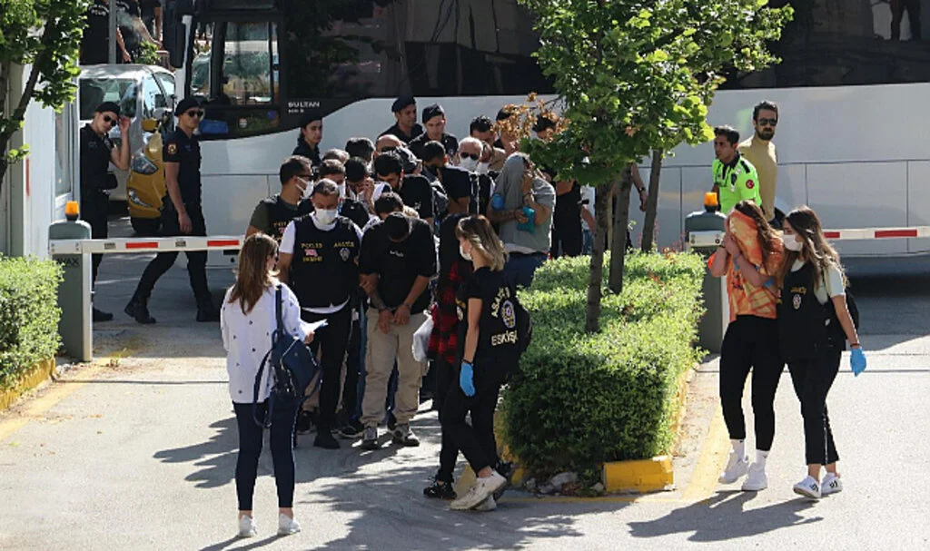7 İlde Fuhuş Operasyonu, 110 Bin TL Ceza