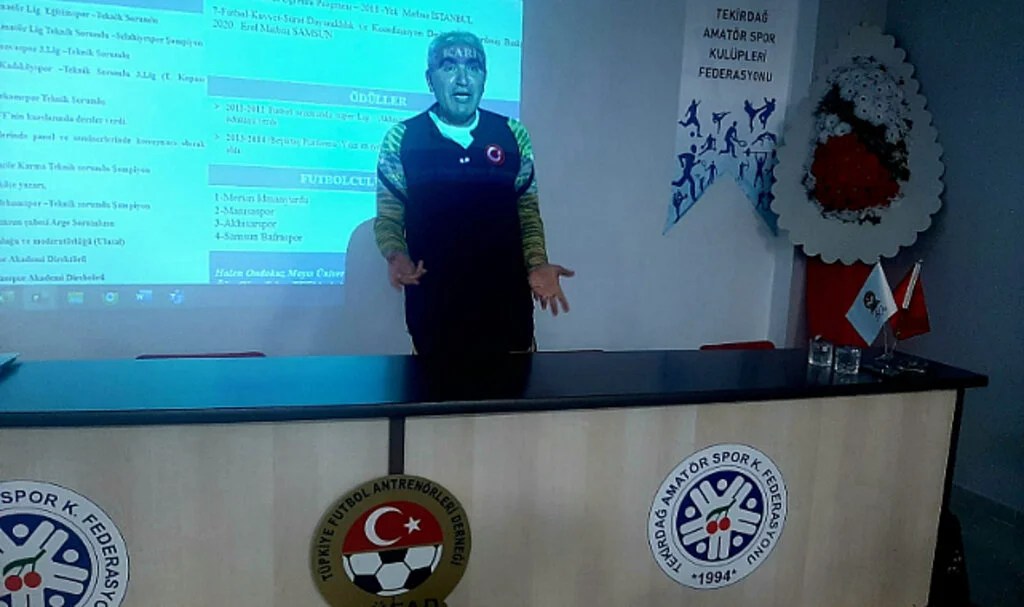 Aksoy'dan Antrenörlere Gelişim Semineri