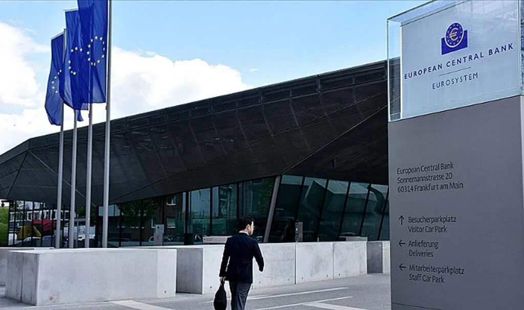 Avrupa Merkez Bankası, 3 Temel Politika Faizini 25 Baz Puan Artırdı