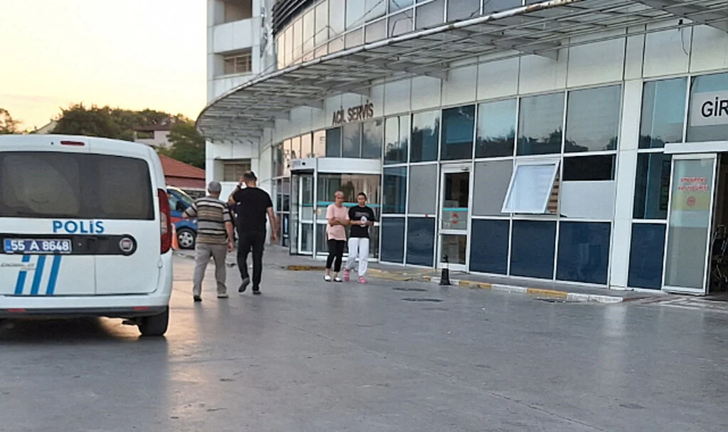Bafra'da Kavgada Bir Kişi Bıçakla Yaralandı