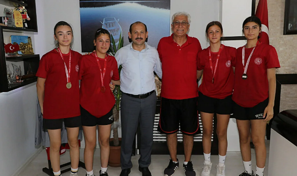 Başarılarını Dereci ile Paylaştılar