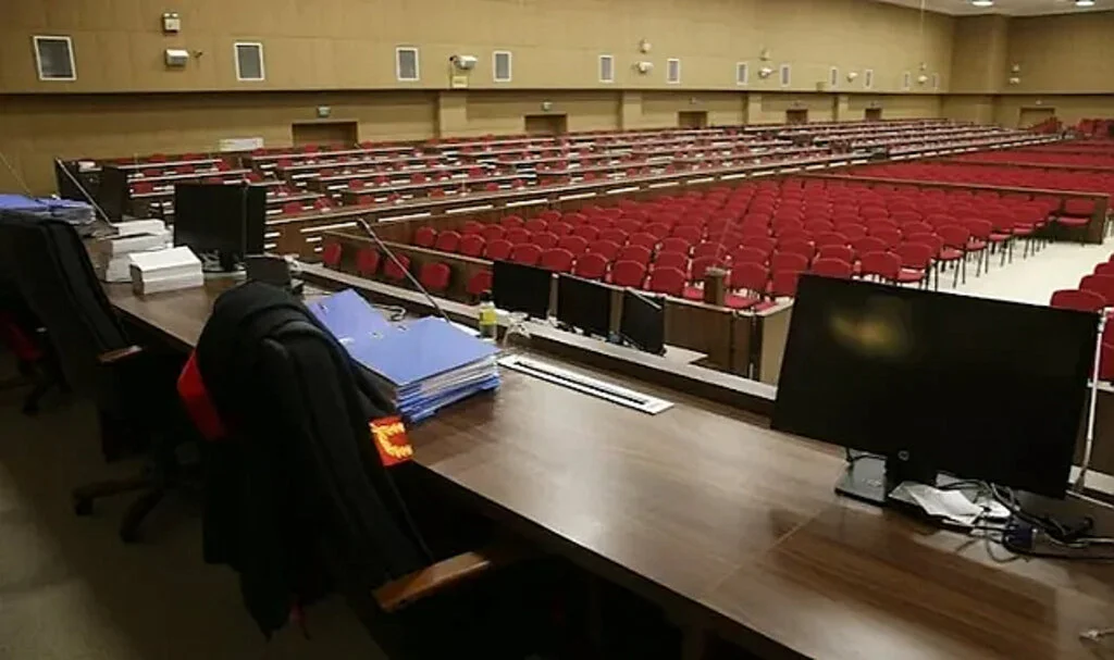 ‘Boğaz’da Kaçak Var’ Haberi Nedeniyle Yargılanan Gazeteciler Beraat Etti