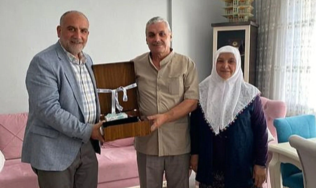 Canik Belediye Başkanı Sandıkçı Hacıların Duasını Aldı 