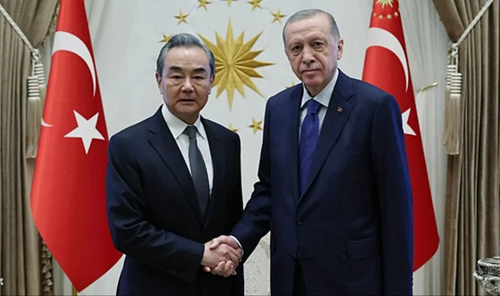 Çin Dışişleri Bakanı Quin Gang'ın Yerine Wang Yi Atandı