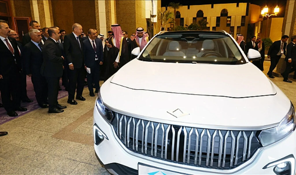 Cumhurbaşkanı Erdoğan Suudi Arabistan Veliaht Prensi Selman'a Togg Hediye Etti