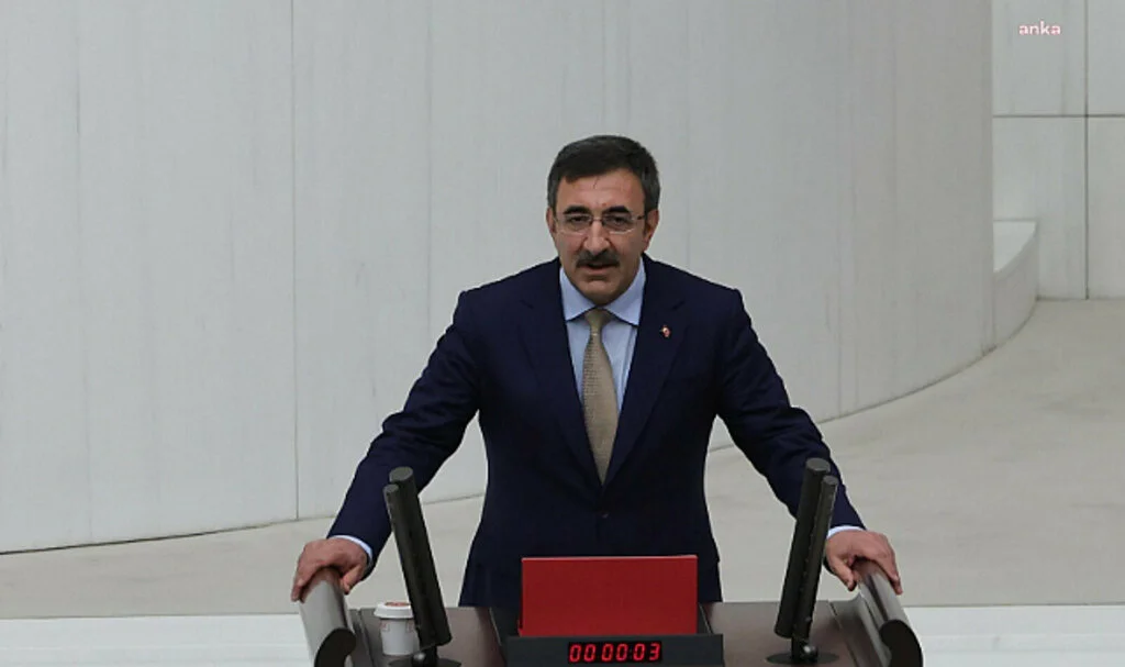 Cumhurbaşkanı Yardımcısı Yılmaz: Türkiye Toplam Borçlarda Avantajlı Bir Konumdadır