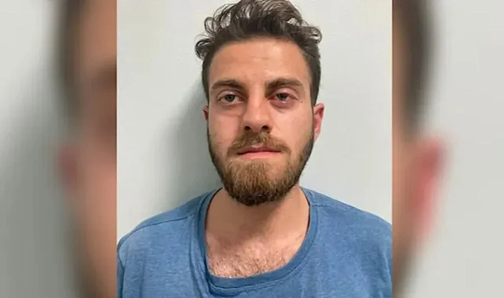 Doktoru Önce Hastanede, Sonra Takip Edip Yolda Dövdüler