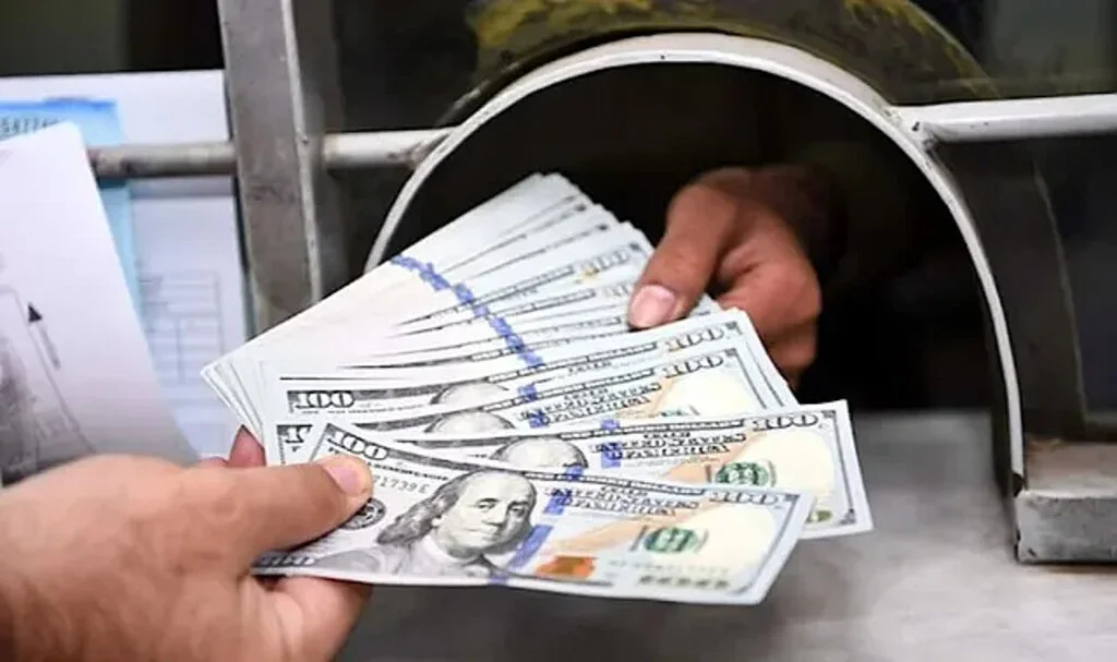 Dolarda Yeni Rekor Geldi