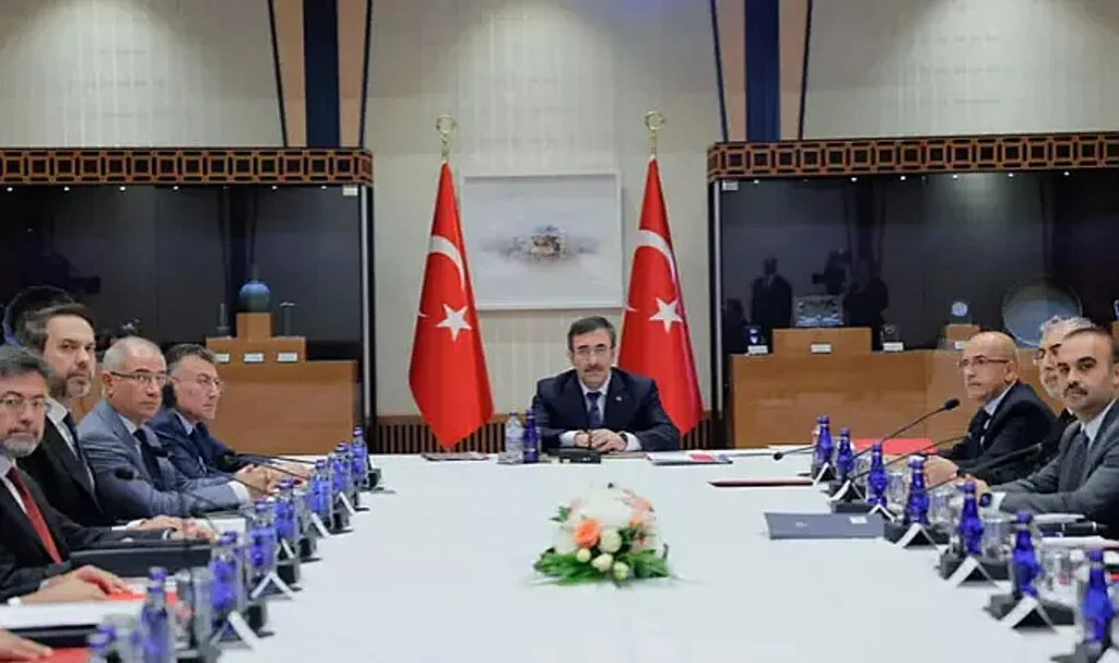 EKK Toplantısı Sonrası Yeni Açıklama! Deprem Harcamaları Hariç Tutuldu: 'AB Standartlarında Tutacak Yaklaşım'