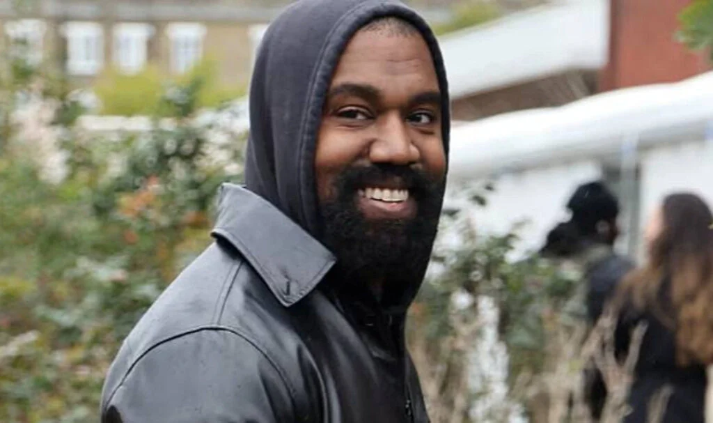 Elon Musk, Kanye West'in Twitter hesabını tekrar açtı