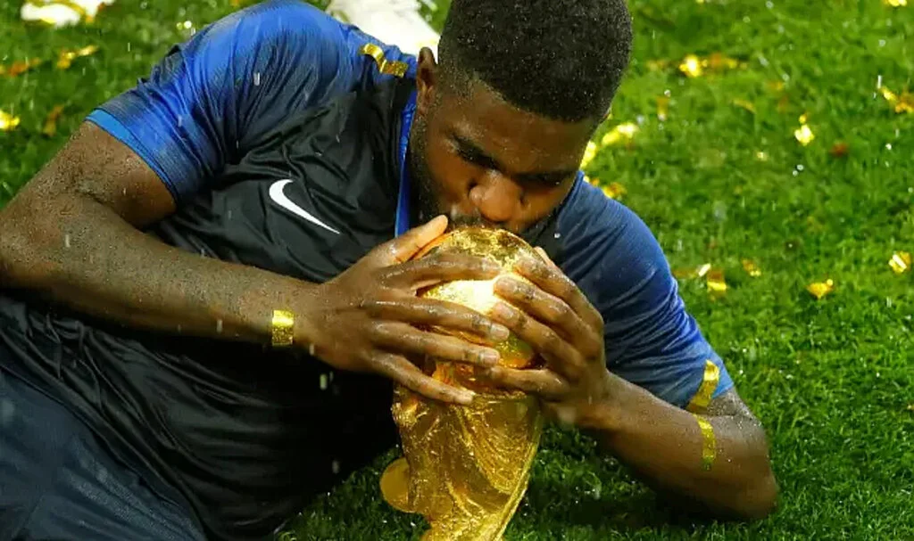 Fenerbahçe, Galatasaray ve Beşiktaş'la Anılmıştı! Samuel Umtiti'nin Yeni Adresi Belli Oldu!