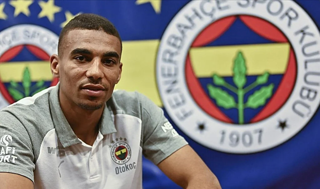 Fenerbahçe'nin Yeni Transferi Ganalı Djiku, Türkiye'deki Hedeflerini Anlattı