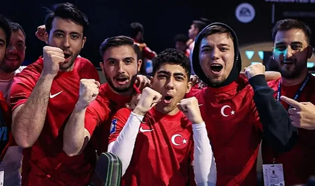 FIFAe Nations Cup 2023: Türkiye eMilli Futbol Takımı C Grubu Lideri