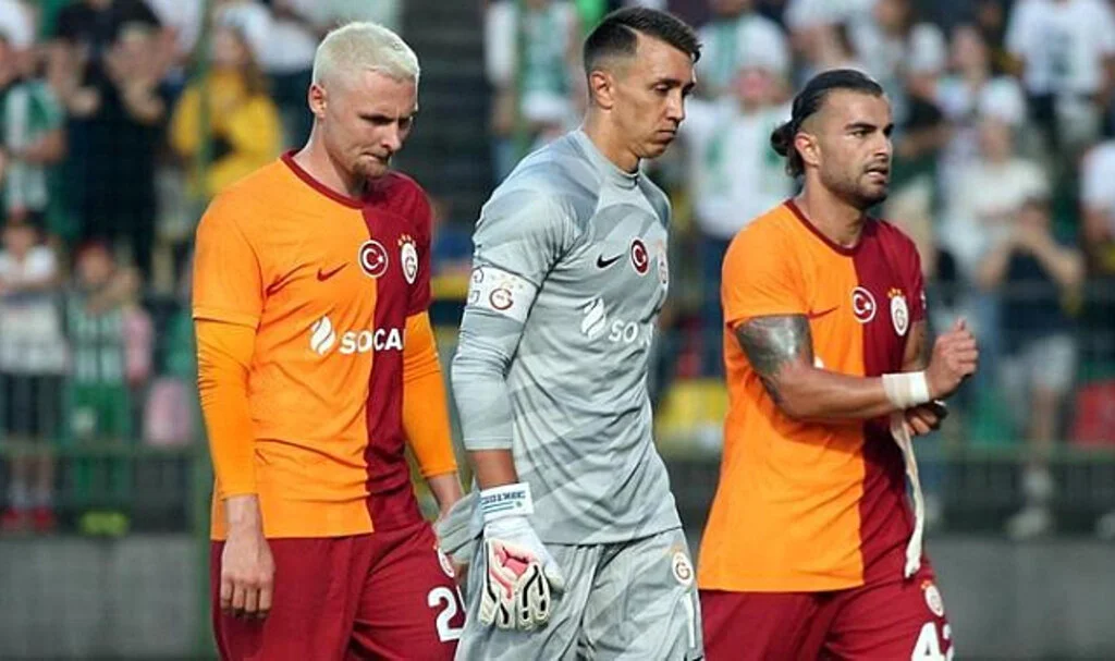 Galatasaray'da hedef önce tur, sonra seri