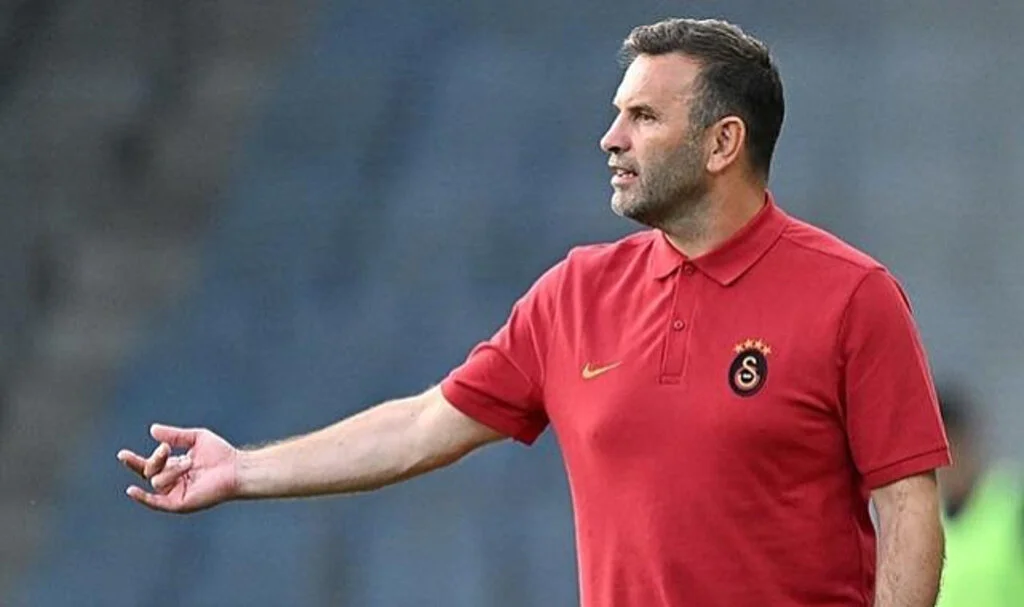 Galatasaray'da kadro dışı kararı! Okan Buruk iki futbolcunun biletini kesti