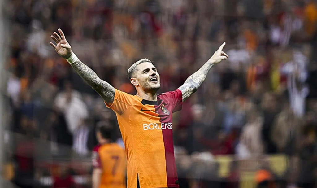 Galatasaray'dan yeni transferler için imza töreni