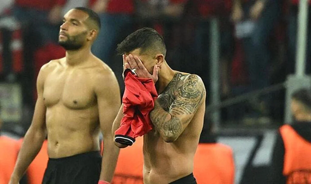 Galatasaray'ın gözdesi Kerem Demirbay'dan şok haber! Bayer Leverkusen resmen açıkladı