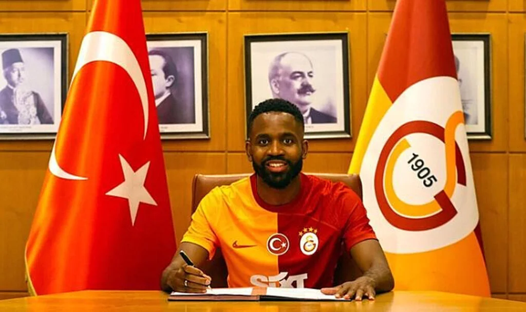 Galatasaray'ın yeni transferi Cedric Bakambu, eleme maçlarında oynayacak mı?
