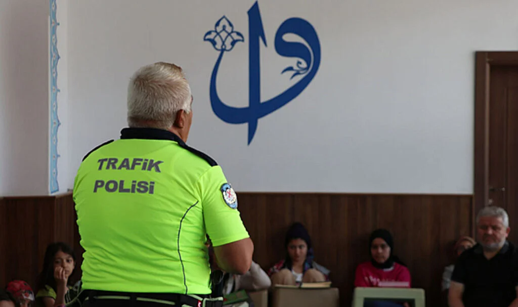 Havza'da Yaz Kur'an Kursuna Katılan Çocuklara Trafik Eğitimi Veriliyor