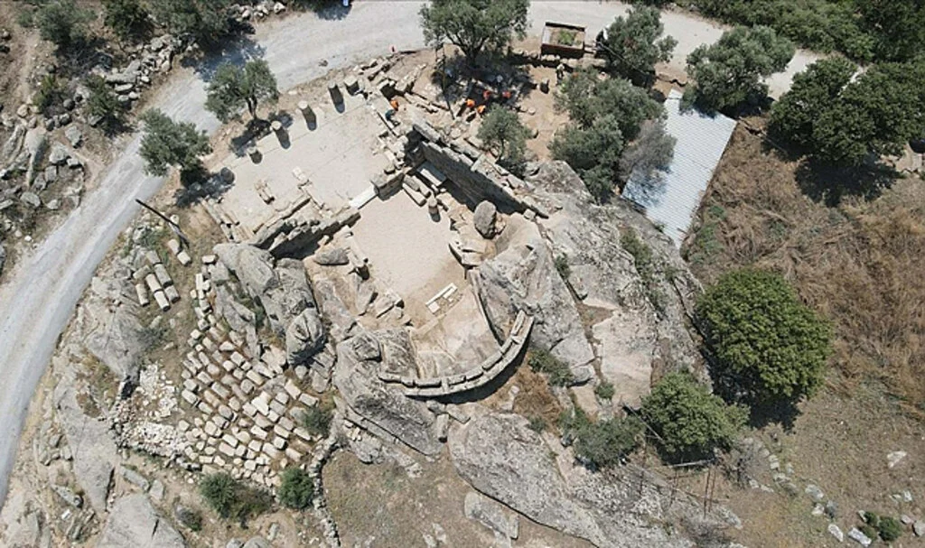 Herakleia Antik Kenti'ndeki Kazılarda 7 Mekandan Oluşan Yapı Ortaya Çıkarıldı