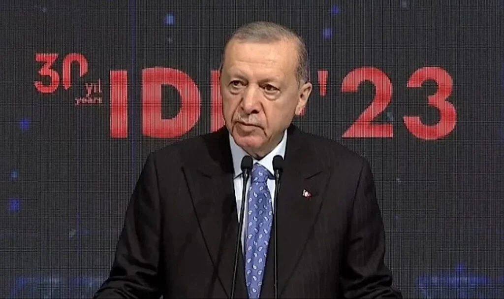 IDEF'ten Dünyaya Meydan Okuyan Cumhurbaşkanı Erdoğan, Bir de Müjdeyi Daha Duyurdu: KAAN Yıl Sonu Havada
