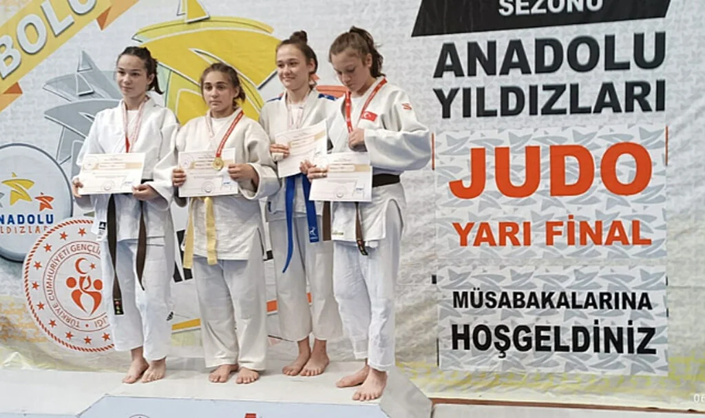 İlkadım'lı Judocular Bolu'yu Salladı