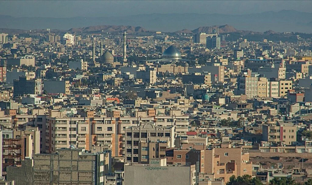 İran’da Hava Sıcaklığı 50 Dereceyi Gördü