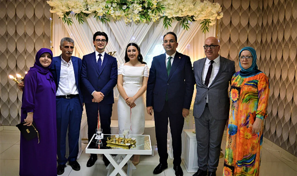 İrem & Kerem Evlilik Yolunda İlk Adımı Attı
