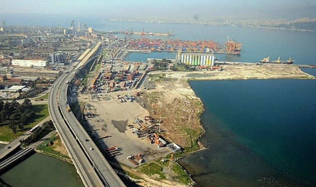 İzmir Alsancak Limanı’nın Satışı İçin Körfez Ülkeleriyle Müzakere Ediliyor