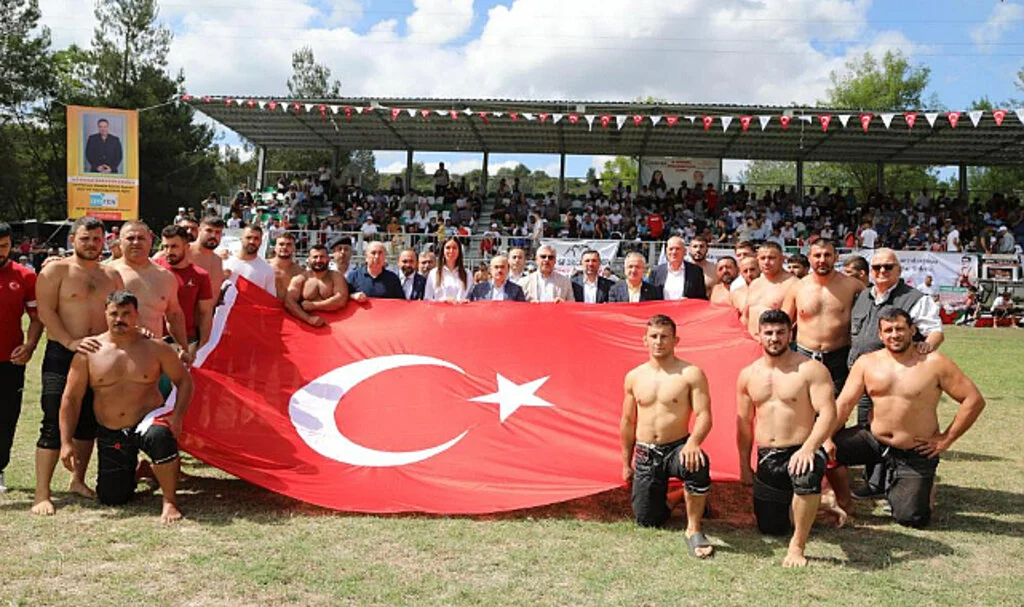 Kavak Belediye Başkanı Sarıcaoğlu: “Bir Festivalden Daha Yüzümüzün Akıyla Çıktık”