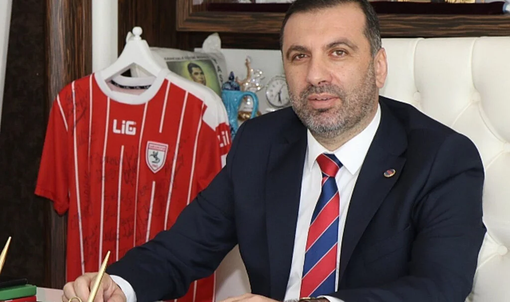 Kavak Belediye Başkanı Sarıcaoğlu'ndan basına destek mesajı 
