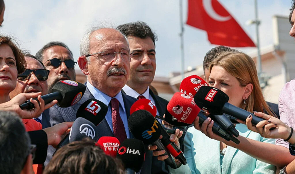 Kılıçdaroğlu’ndan Can Atalay’a Ziyaret